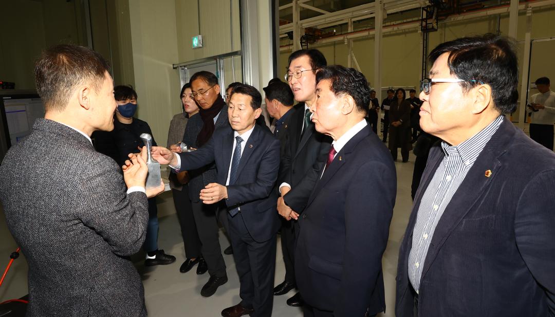 '제335회 경제산업위원회 현지시찰' 게시글의 사진(28) '2025-03-10 제335회 경제산업위원회 현지시찰(횡성 이모빌리티 연구 실증단지) (28).jpg'