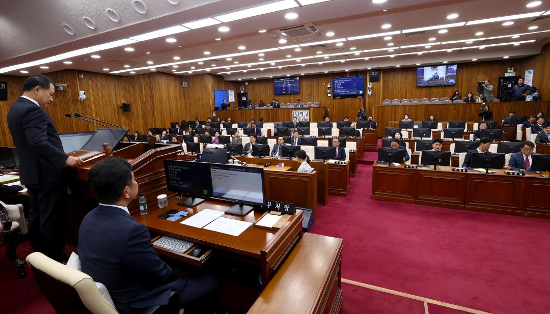 '제345회 제2차 본회의' 게시글의 사진(9) '2026-04-28 제345회 제2차 본회의 (9).jpg'