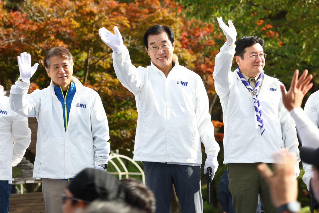 '2026 연합마라톤' 게시글의 사진(27) '2026-10-03 2026 연합마라톤 (27).jpg'