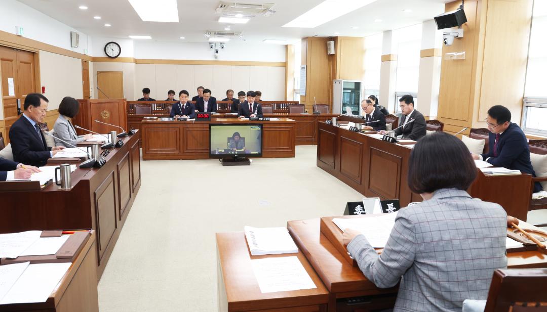 '제336회 제1차 농림수산위원회' 게시글의 사진(15) '2025-04-09 제336회 제1차 농림수산위원회 (15).jpg'