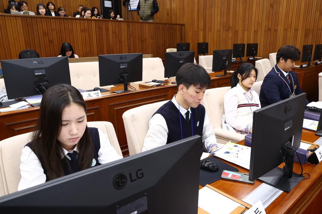 '2026 강원 청소년도의회' 게시글의 사진(24) '2026-04-10 2026 강원 청소년도의회 (23).jpg'