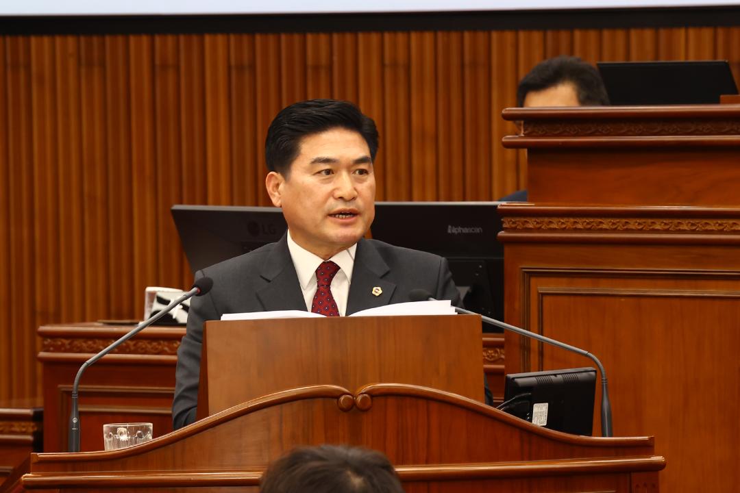 '제335회 제4차 본회의(제1차 도정 및 교육행정에 관한 질문)' 게시글의 사진(62) '2025-03-13 제335회 제4차 본회의(제1차 도정 및 교육행정에 관한 질문) (62) 김정수의원.jpg'