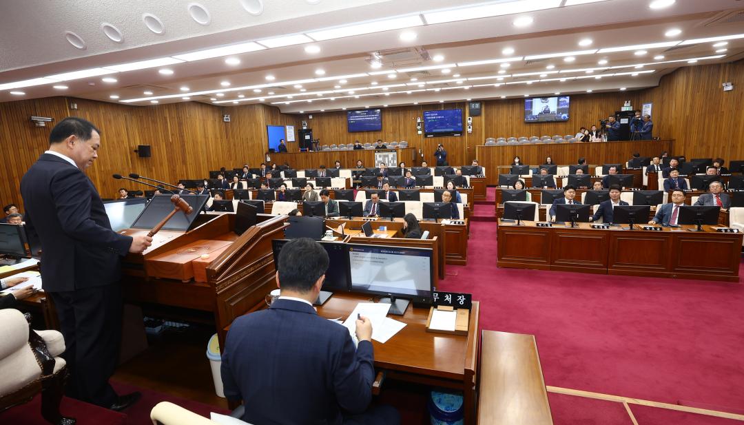 '제345회 제1차 본회의' 게시글의 사진(6) '2026-04-27 제345회 제1차 본회의 (6).jpg'