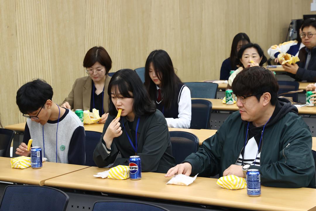 '2025 강원 청소년도의회' 게시글의 사진(33) '2025-04-11 2025 강원 청소년도의회 (34).jpg'