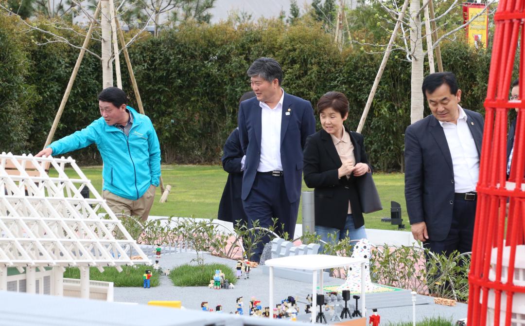 '제8회 동북아시아 지방의회 의장포럼 및 레고랜드제팬 현지시찰' 게시글의 사진(30) '2017-04-18 제8회 동북아시아 지방의회 의장포럼 및 레고랜드제팬 현지시찰 (30).jpg'