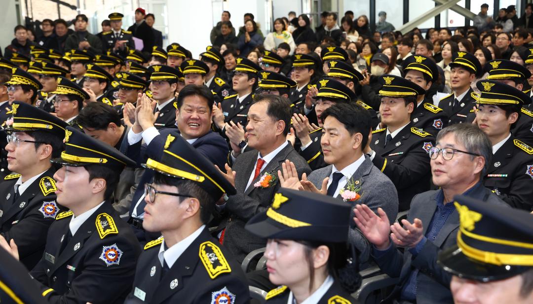 '제42기 소방사반 졸업 및 임명식' 게시글의 사진(11) '2026-01-23 제42기 소방사반 졸업 및 임명식 (10).jpg'