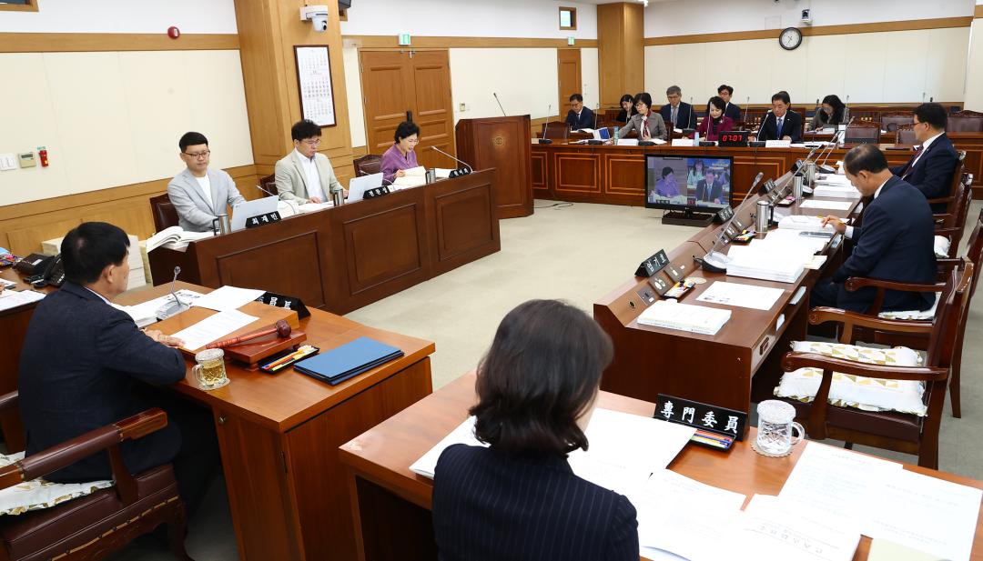 '2024년도 교육위원회 행정사무감사(교육지원청)' 게시글의 사진(12) '2024-11-11 2024년도 교육위원회 행정사무감사(교육지원청) (12).jpg'