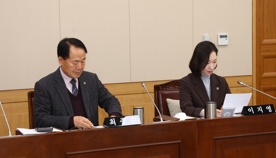 '제343회 제4차 농림수산위원회' 게시글의 사진(18) '2026-02-11 제343회 제4차 농림수산위원회 (18).jpg'