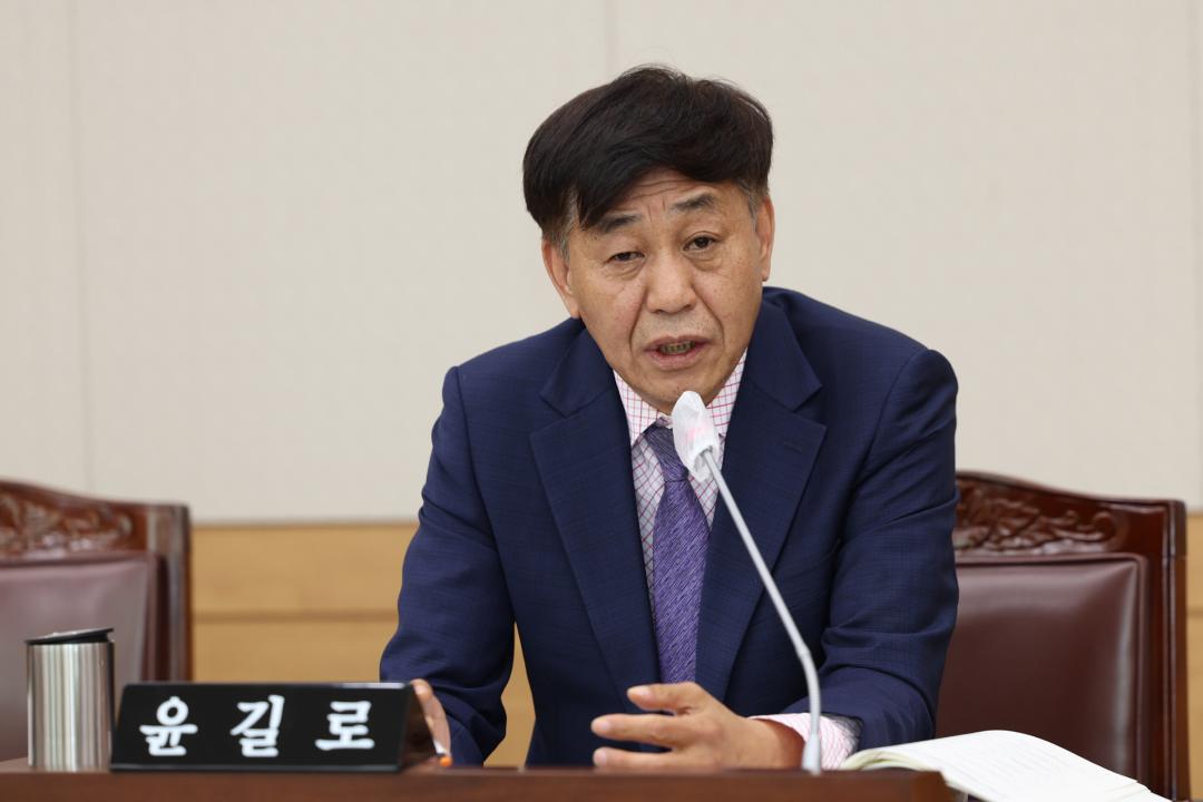 '2024년도 기획행정위원회 행정사무감사(강원연구원)' 게시글의 사진(31) '2024-11-07 2024년도 기획행정위원회 행정사무감사(강원연구원) (34).jpg'