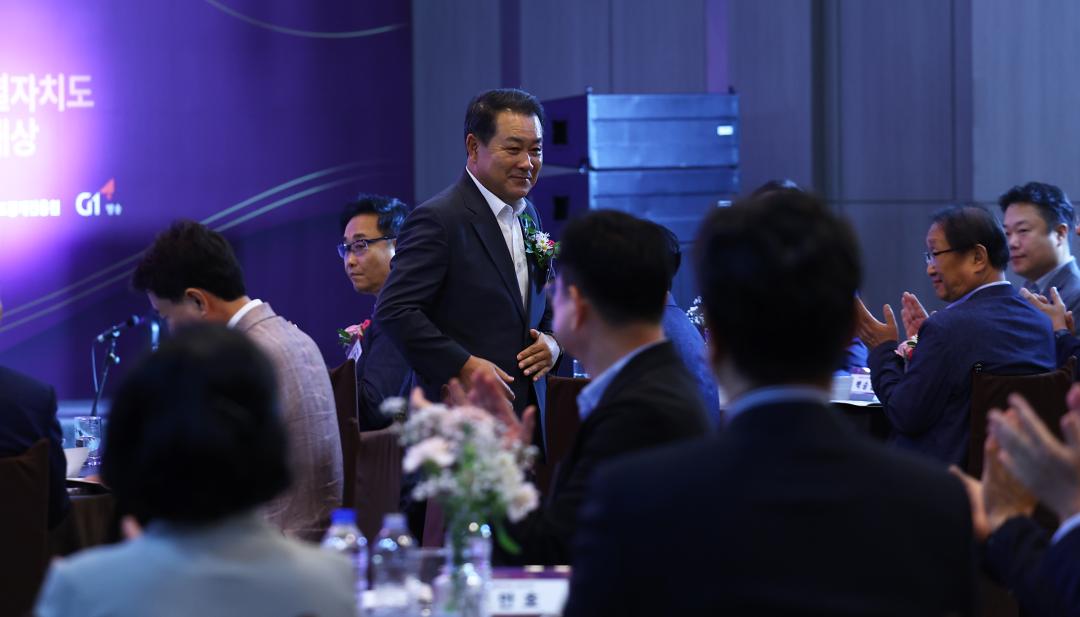 '제7회 강원특별자치도 일자리대상 시상식' 게시글의 사진(6) '2025-06-24 제7회 강원특별자치도 일자리대상 (6).jpg'
