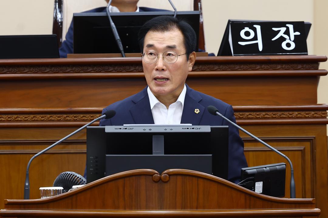 '제339회 제1차 본회의' 게시글의 사진(50) '2025-07-08 제339회 제1차 본회의 (50) 5분 자유발언 정재웅의원.jpg'