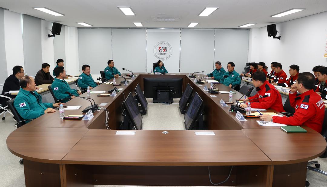 '제335회 농림수산위원회 현지시찰' 게시글의 사진(27) '2025-03-10 제335회 농림수산위원회 현지시찰(강릉 산불방지센터,산림항공관리소 ) (27).jpg'