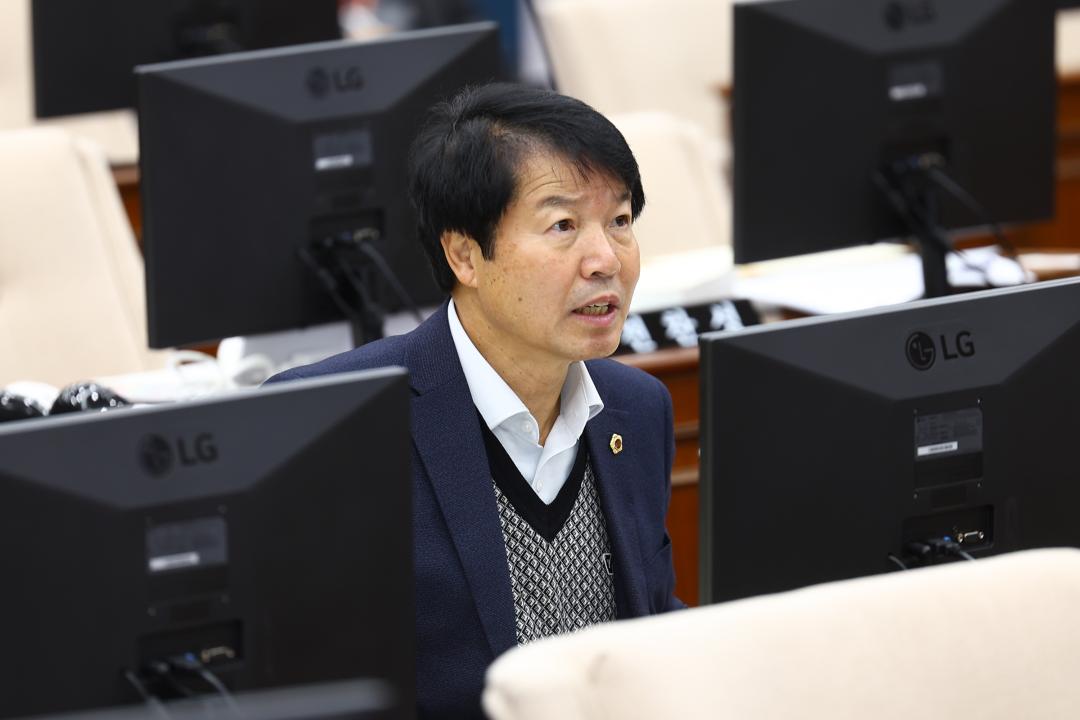 '제342회 제3차 예산결산특별위원회' 게시글의 사진(13) '2025-12-03 제342회 제3차 예산결산특별위원회 (14).jpg'