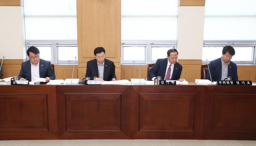 '제336회 제3차 교육위원회' 게시글의 사진(13) '2025-04-11 제336회 제3차 교육위원회 (13).jpg'