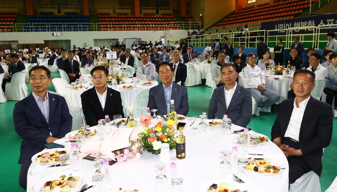 '제61회 강원특별자치도민체육대회 리셉션 및 개막식' 게시글의 사진(19) '2026-06-12 제61회 강원특별자치도민체육대회 리셉션 및 개막식 (19).jpg'