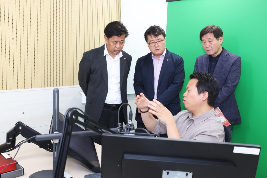 '2024회계년도 결산검사위원 현지방문(교육연수원 횡성분원, 강원온라인학교)' 게시글의 사진(24) '2025-04-30 2024회계년도 결산검사위원회 현지방문 (26).jpg'