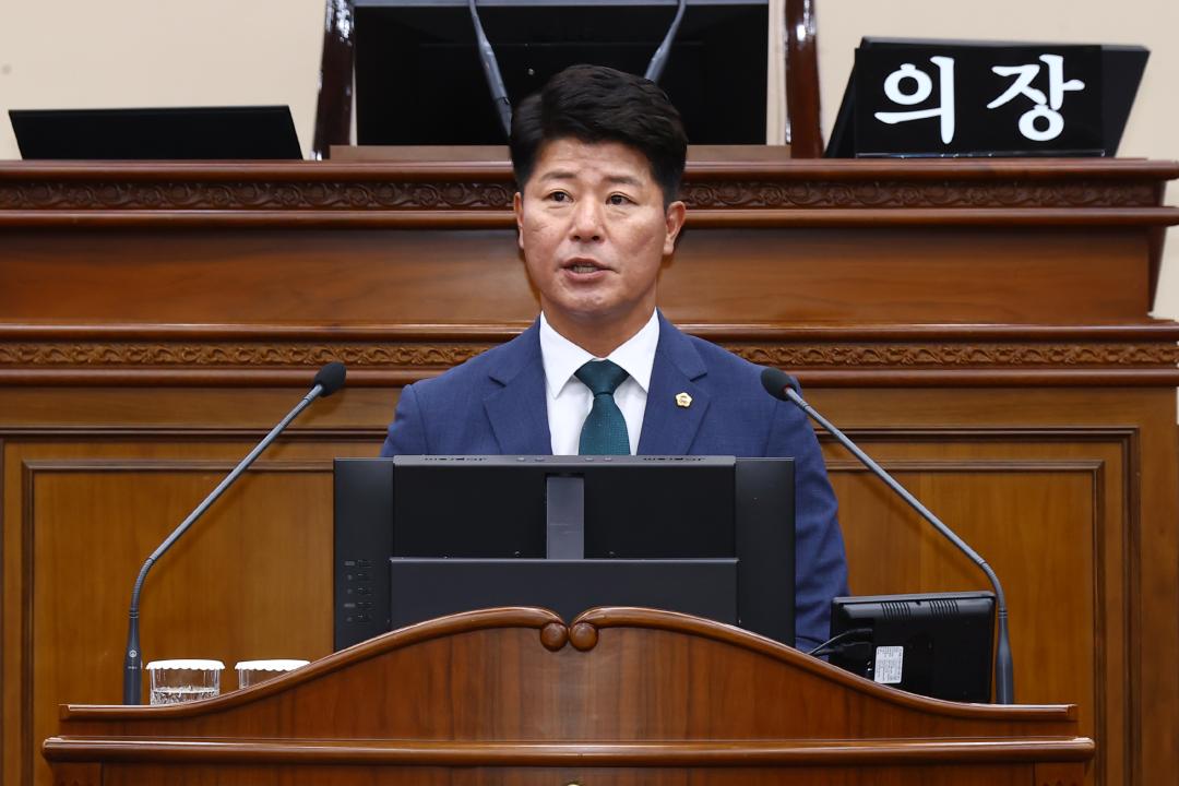 '제337회 제2차 본회의' 게시글의 사진(53) '2025-05-21 제337회 제2차 본회의 (53) 5분자유발언 박호균의원.jpg'