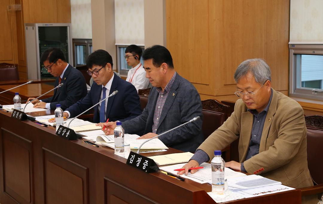 '2019년도 농림수산위원회 행정사무감사(환동해본부)' 게시글의 사진(12) '2019-11-15 2019년도 농림수산위원회 행정사무감사(환동해본부) (12).jpg'