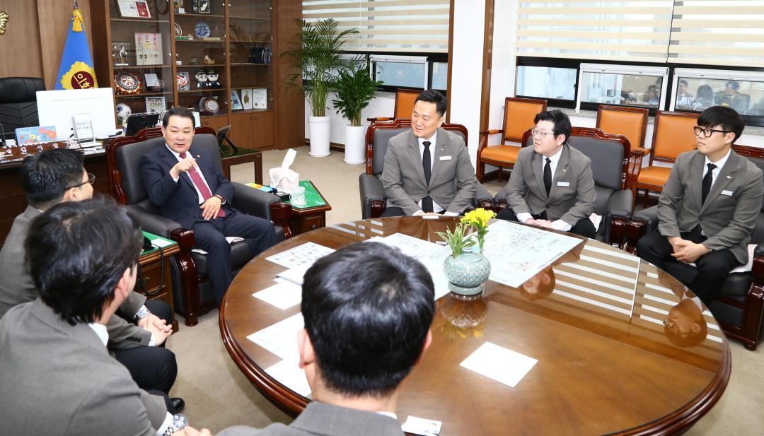 '강원특별자치도의회방문(강원특별자치도 JC회장단)' 게시글의 사진(6) '2025-03-06 강원특별자치도의회방문(강원특별자치도 JC회장단) (6).jpg'