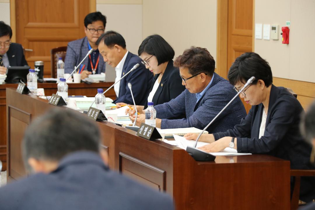 '제283회 제3차 농림수산위원회' 게시글의 사진(12) '2019-07-08 제283회 제3차 농림수산위원회 (12).JPG'