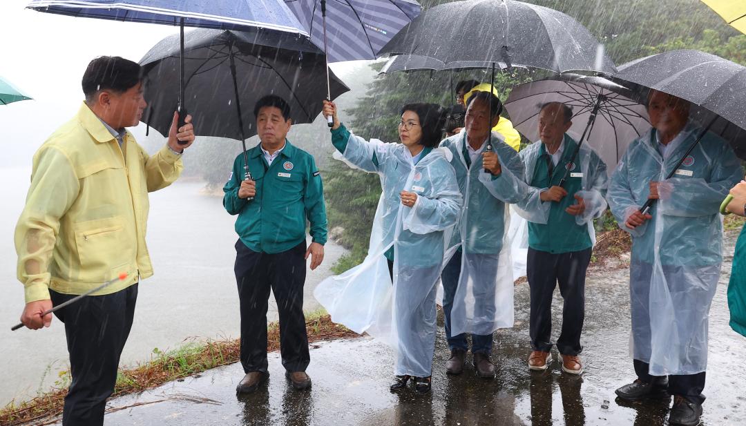 '제340회 농림수산위원회 현지시찰' 게시글의 사진(5) '2025-09-17 제340회 농림수산위원회 현지시찰 (5).jpg'