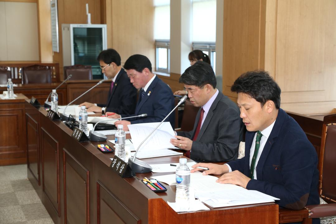 '제253회 제2차 농림수산위원회' 게시글의 사진(6) '2016-03-09 제253회 제2차 농림수산위원회 (6).JPG'