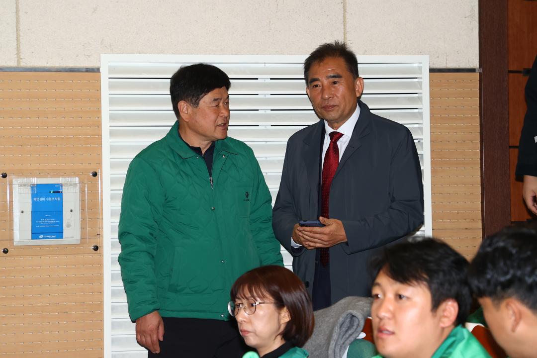 '강원특별자치도 새마을지도자대회' 게시글의 사진(7) '2025-11-26 강원특별자치도 새마을지도자대회 (7).jpg'