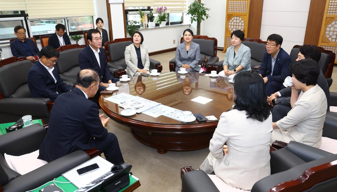 '강원특별자치도의회방문(춘천시의회)' 게시글의 사진(11) '2026-07-28 강원도의회방문(춘천시의회) (11).jpg'