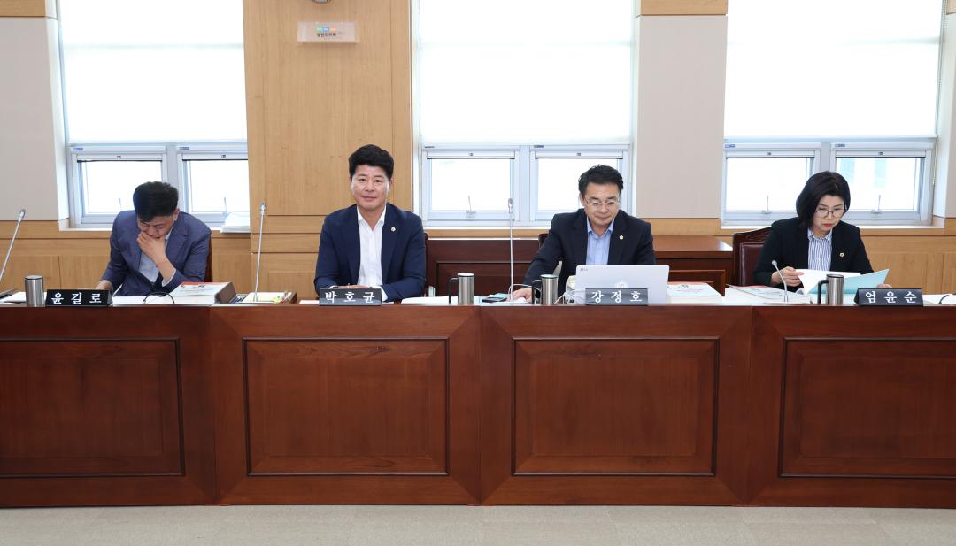 '제329회 제2차 농림수산위원회' 게시글의 사진(4) '2024-06-10 제329회 제2차 농림수산위원회 (4).jpg'
