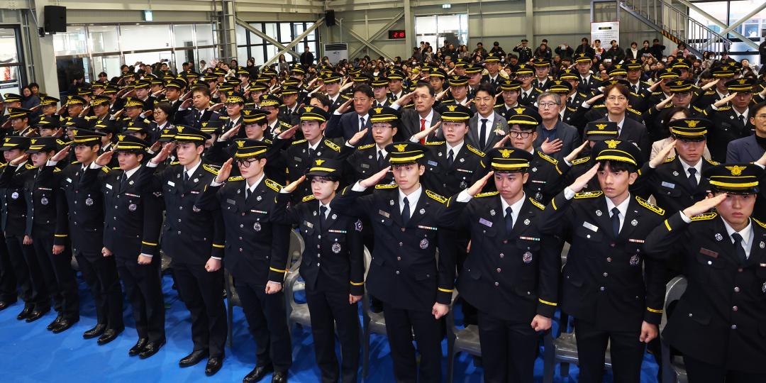 '제42기 소방사반 졸업 및 임명식' 게시글의 사진(33) '2026-01-23 제42기 소방사반 졸업 및 임명식 (33).jpg'