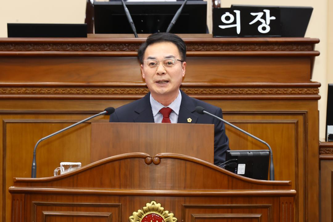 '제335회 제1차 본회의' 게시글의 사진(26) '2025-03-05 제335회 제1차 본회의 (26) 5분자유발언 강정호의원.jpg'