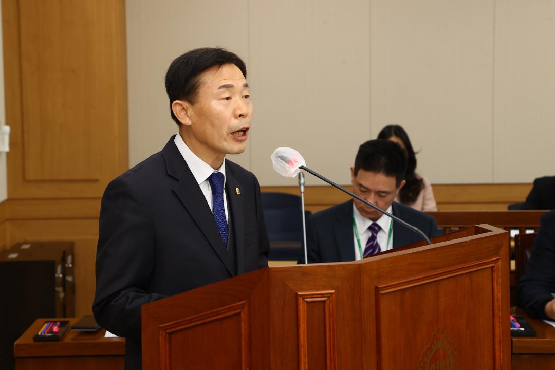 '제335회 제1차 의회운영위원회' 게시글의 사진(27) '2025-03-05 제335회 제1차 의회운영위원회 (27).jpg'