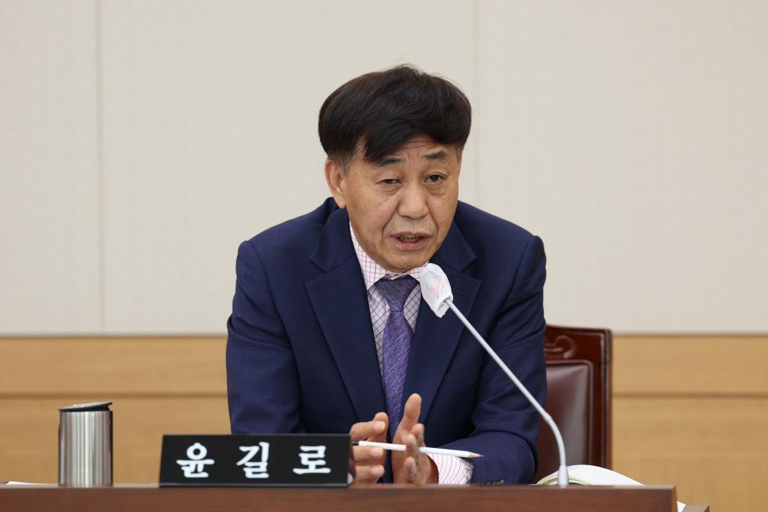 '2024년도 기획행정위원회 행정사무감사(강원연구원)' 게시글의 사진(29) '2024-11-07 2024년도 기획행정위원회 행정사무감사(강원연구원) (32).jpg'