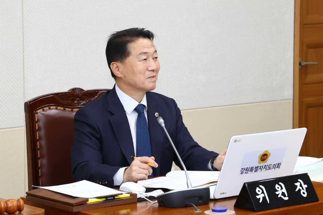 '제342회 제5차 경제산업위원회' 게시글의 사진(5) '2025-11-26 제342회 제5차 경제산업위원회 (5).jpg'