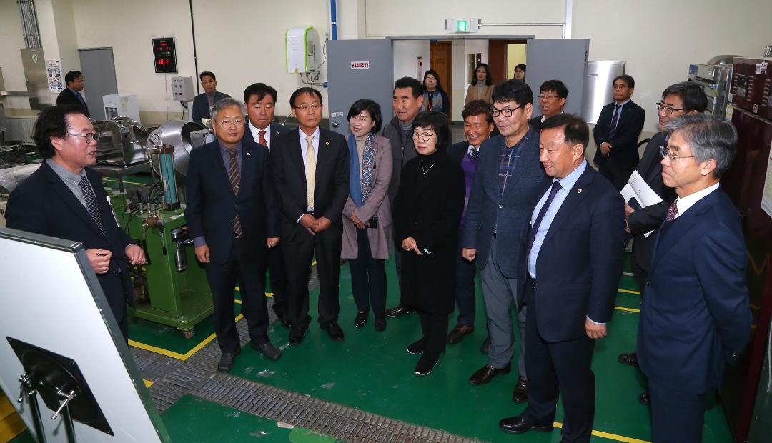 '2019년도 농림수산위원회 현지 행정사무감사(농식품연구소)' 게시글의 사진(6) '2019-11-18 2019년도 농림수산위원회 현지 행정사무감사(농식품연구소) (6).jpg'