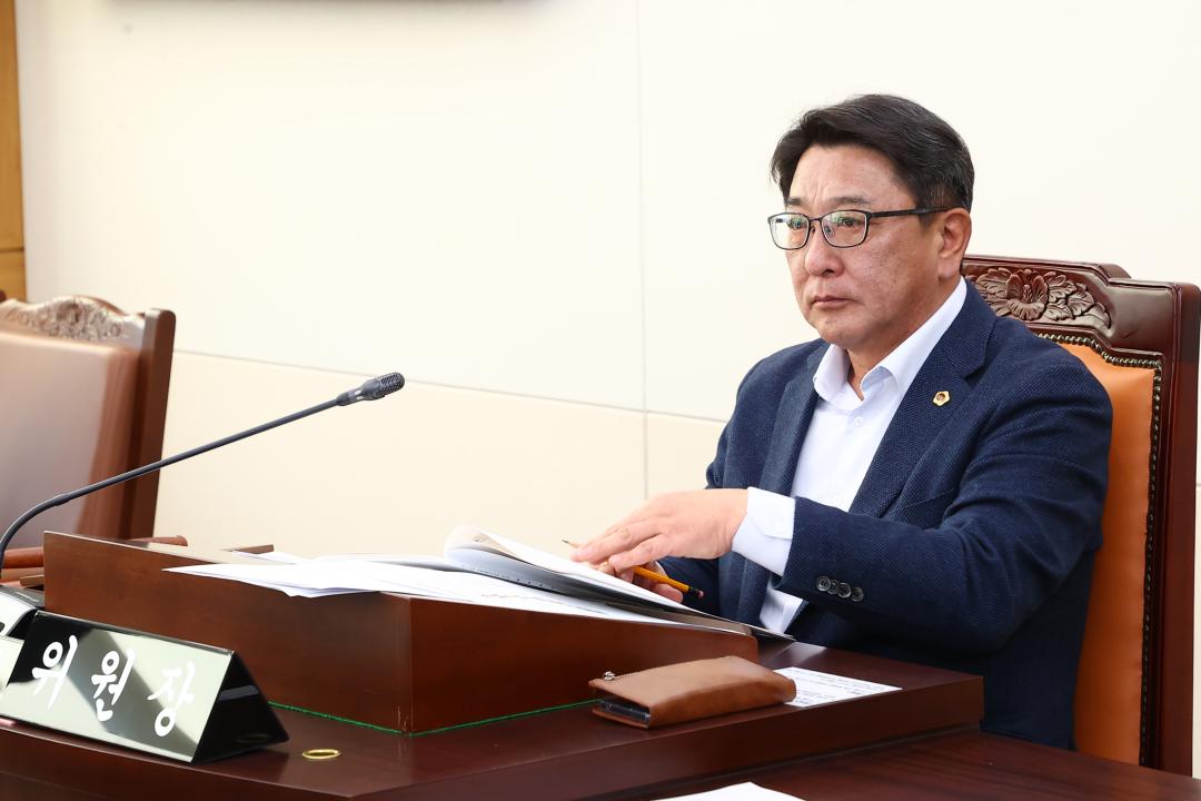 '제334회 제1차 안전건설위원회' 게시글의 사진(6) '2025-02-05 제334회 제1차 안전건설위원회 (6).jpg'