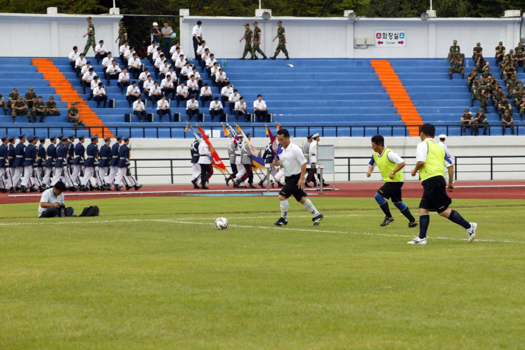 '제10회 강원도 민관군 친선축구대회' 게시글의 사진(23) '2008-09-05 제10회 강원도 민관군 친선축구대회 (23).jpg'
