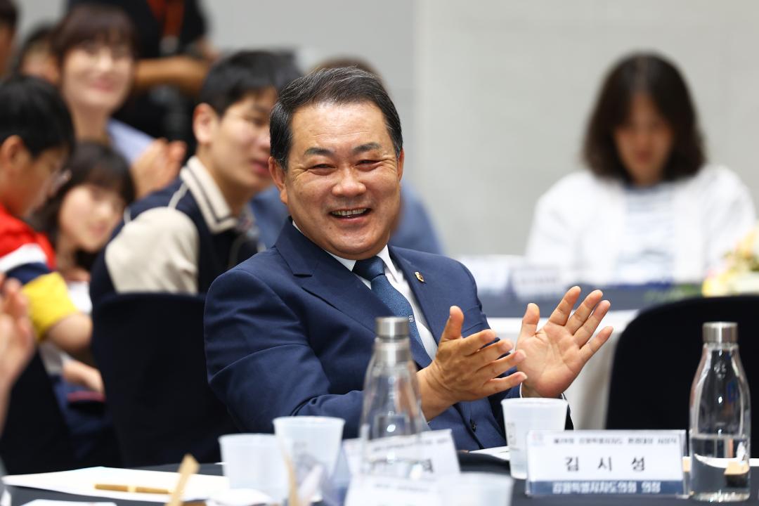 '제28회 강원특별자치도 환경대상 시상식' 게시글의 사진(22) '2025-06-05 제28회 강원특별자치도 환경대상 시상식 (23).jpg'