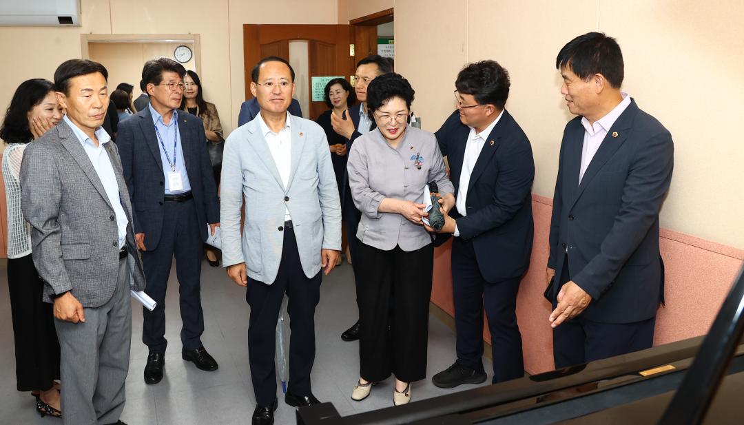 '강원특별자치도의회 교육위원회 의정연찬회' 게시글의 사진(50) '2025-07-17 강원특별자치도의회 교육위원회 의정연찬회 (52)(강원예술고등학교).jpg'