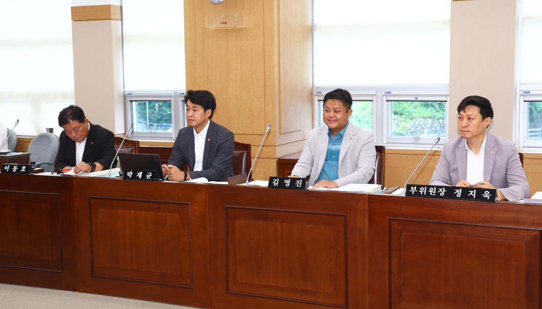 '제347회 제6차 농림수산위원회' 게시글의 사진(5) '2026-07-15 제347회 제6차 농림수산위원회 (4).jpg'