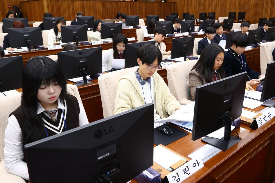 '2026 강원 청소년도의회' 게시글의 사진(18) '2026-04-10 2026 강원 청소년도의회 (17).jpg'