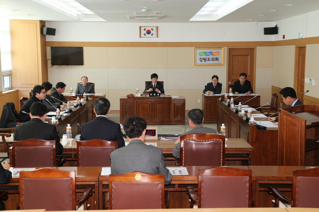 '제262회 제2차 농림수산위원회' 게시글의 사진(11) '2017-03-09 제262회 제2차 농림수산위원회 (11).JPG'