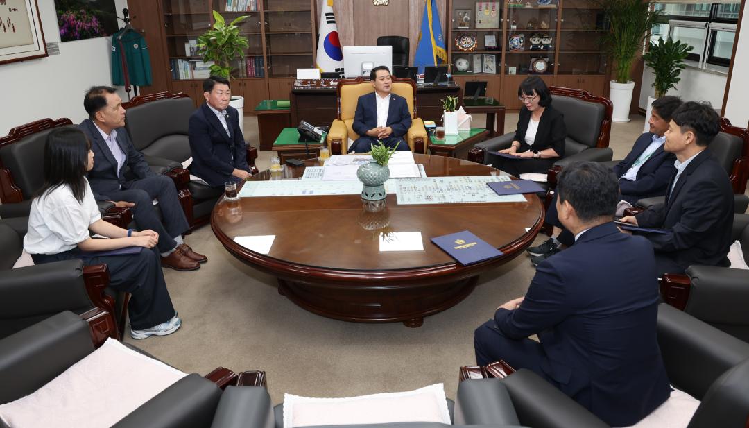 '강원특별자치도의회 임용장 수여식' 게시글의 사진(13) '2024-07-15 임용장 수여식 (13).jpg'