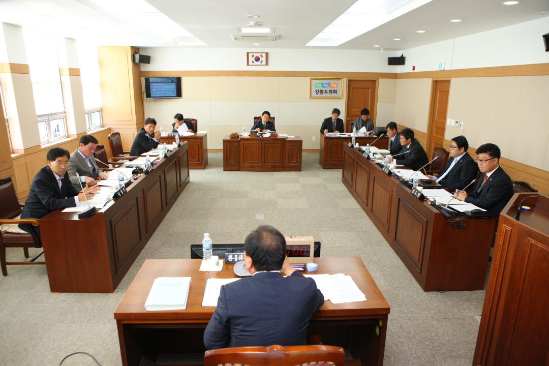 '제248회 제3차 농림수산위원회' 게시글의 사진(3) '2015-09-14 제248회 제3차 농림수산위원회 (3).jpg'