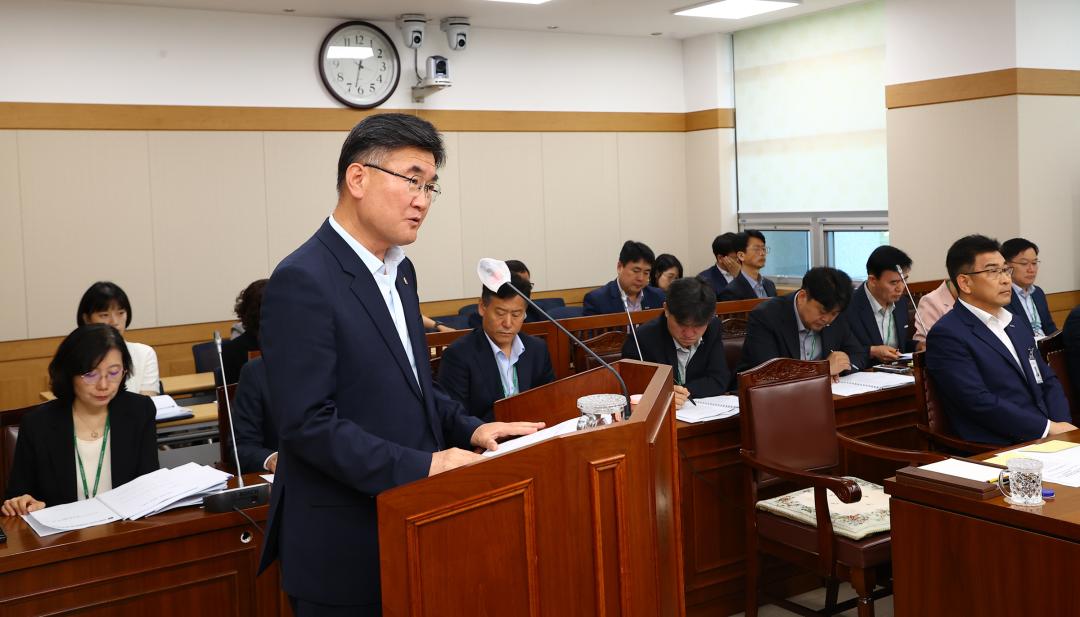 '제338회 제1차 의회운영위원회' 게시글의 사진(27) '2025-06-05 제338회 제1차 의회운영위원회 (27).jpg'