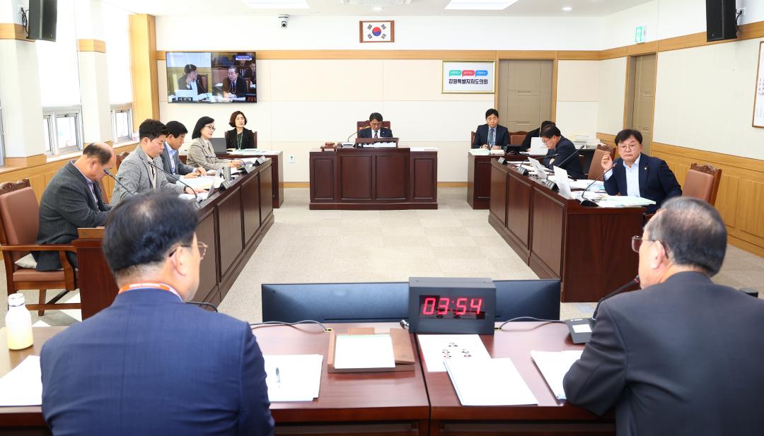 '제342회 제3차 안전건설위원회' 게시글의 사진(2) '2025-11-21 제342회 제3차 안전건설위원회 (2).jpg'