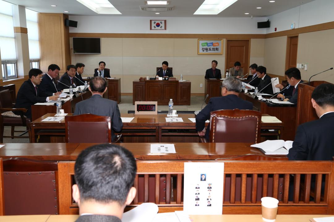 '제253회 제2차 농림수산위원회' 게시글의 사진(13) '2016-03-09 제253회 제2차 농림수산위원회 (13).JPG'