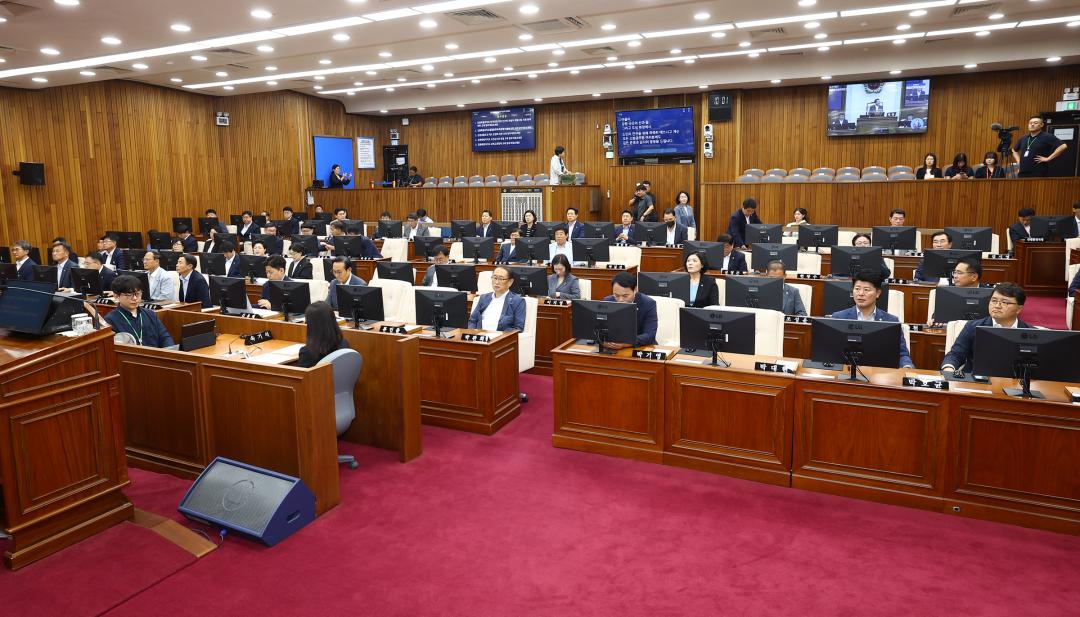 '제339회 제2차 본회의' 게시글의 사진(6) '2025-07-17 제339회 제2차 본회의 (5).jpg'