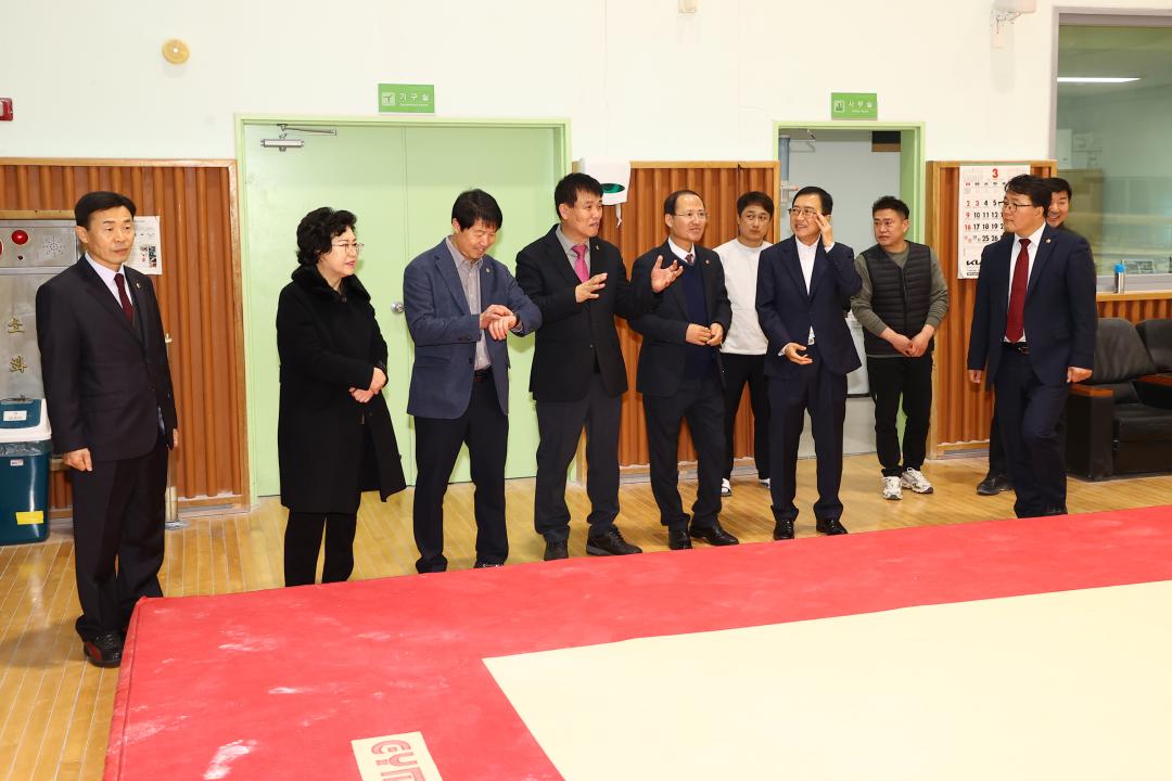 '제335회 교육위원회 학교현장 방문' 게시글의 사진(42) '2025-03-06 제335회 교육위원회 학교현장 방문 (47).jpg'