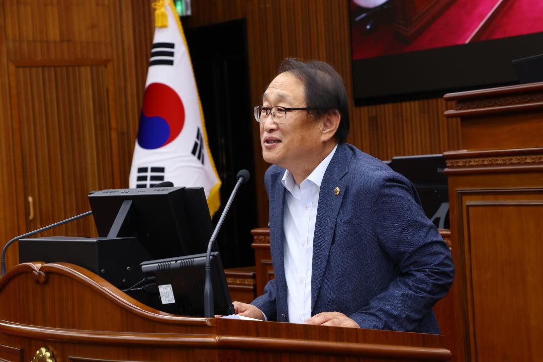 '2025 강원특별자치도 청소년 정책전달식 및 강원특별자치도의회 견학' 게시글의 사진(43) '2025-08-29 2025 강원특별자치도 청소년 정책전달식 및 강원특별자치도의회 견학 (44).jpg'